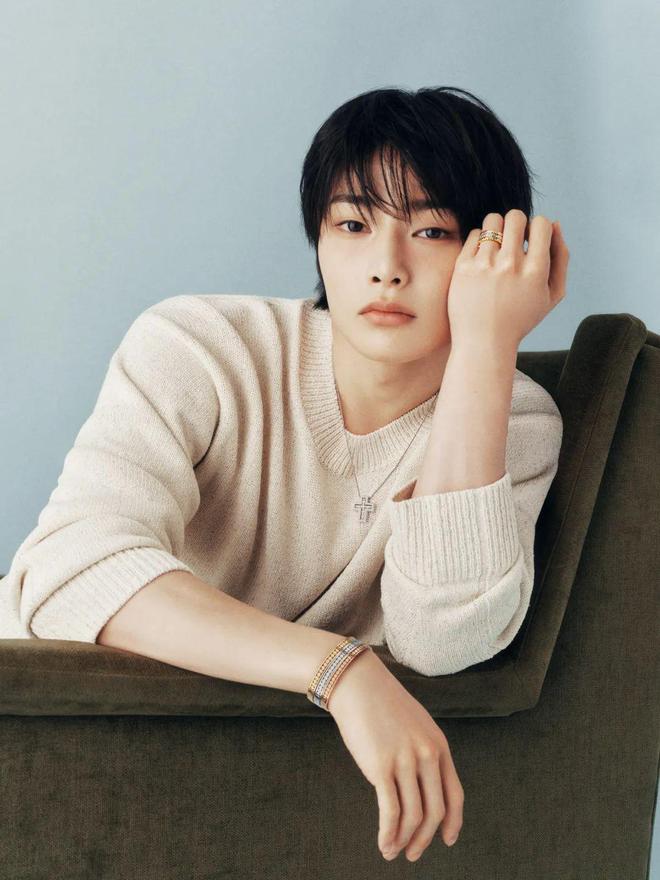 遭碾压 丨 Trend of the weekPG麻将胡了2熹妃COACH回宫四大巨头业绩惨(图3) 遭碾压 丨 Trend of the weekPG麻将胡了2熹妃COACH回宫四大巨头业绩惨(图3)