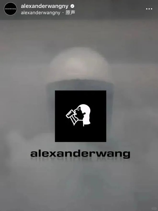 遭碾压 丨 Trend of the weekPG麻将胡了2熹妃COACH回宫四大巨头业绩惨(图16) 遭碾压 丨 Trend of the weekPG麻将胡了2熹妃COACH回宫四大巨头业绩惨(图16)