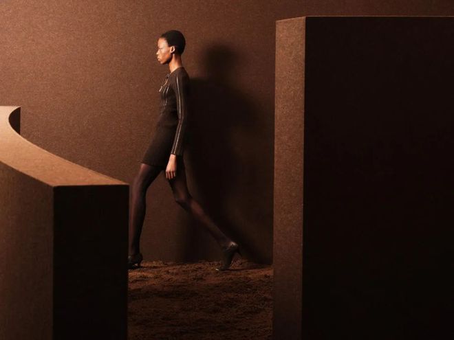 遭碾压 丨 Trend of the weekPG麻将胡了2熹妃COACH回宫四大巨头业绩惨(图8) 遭碾压 丨 Trend of the weekPG麻将胡了2熹妃COACH回宫四大巨头业绩惨(图8)